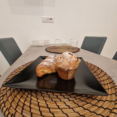 B&B Unici Grammichele Bagian luar foto